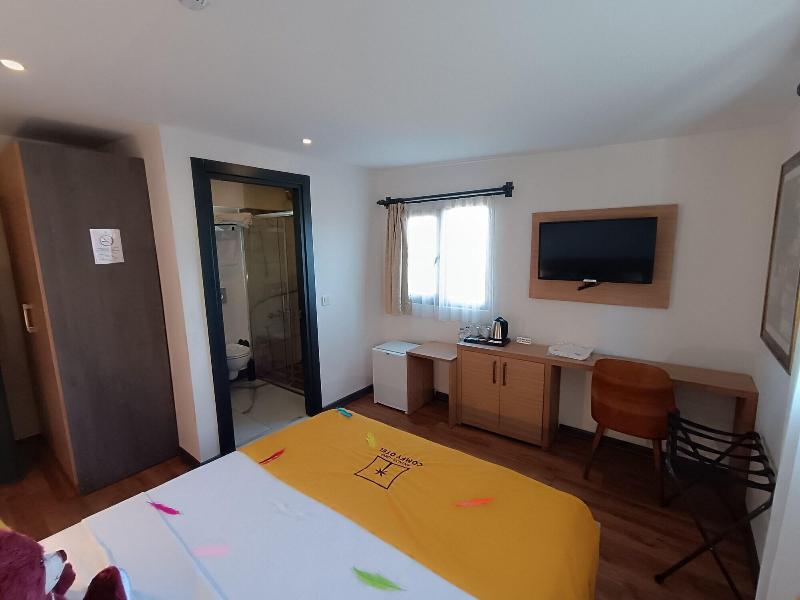 Turka Loca City Hotel image