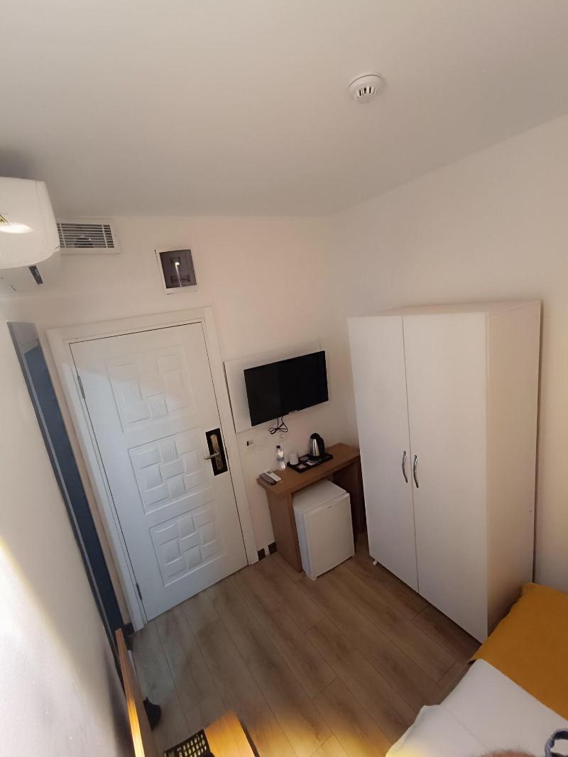 Turka Loca City Hotel image