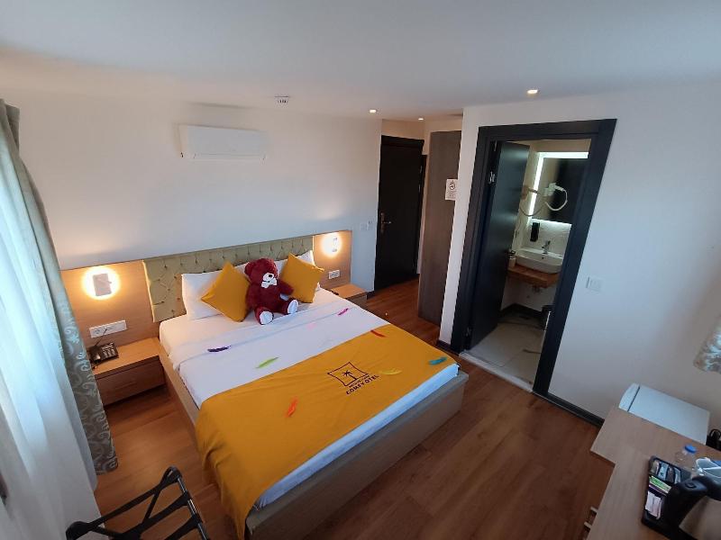 Turka Loca City Hotel image