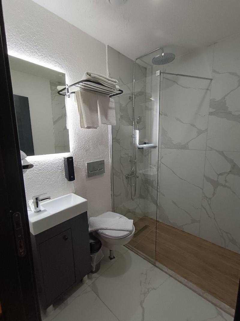 Turka Loca City Hotel image