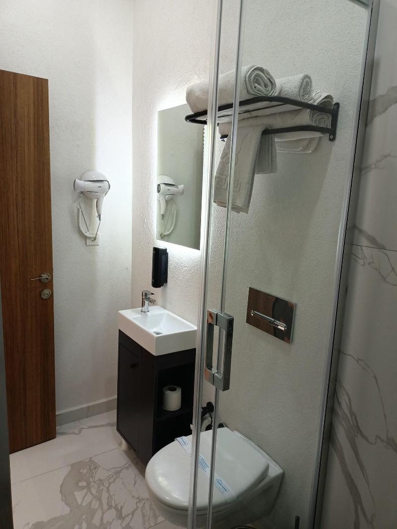 Turka Loca City Hotel image