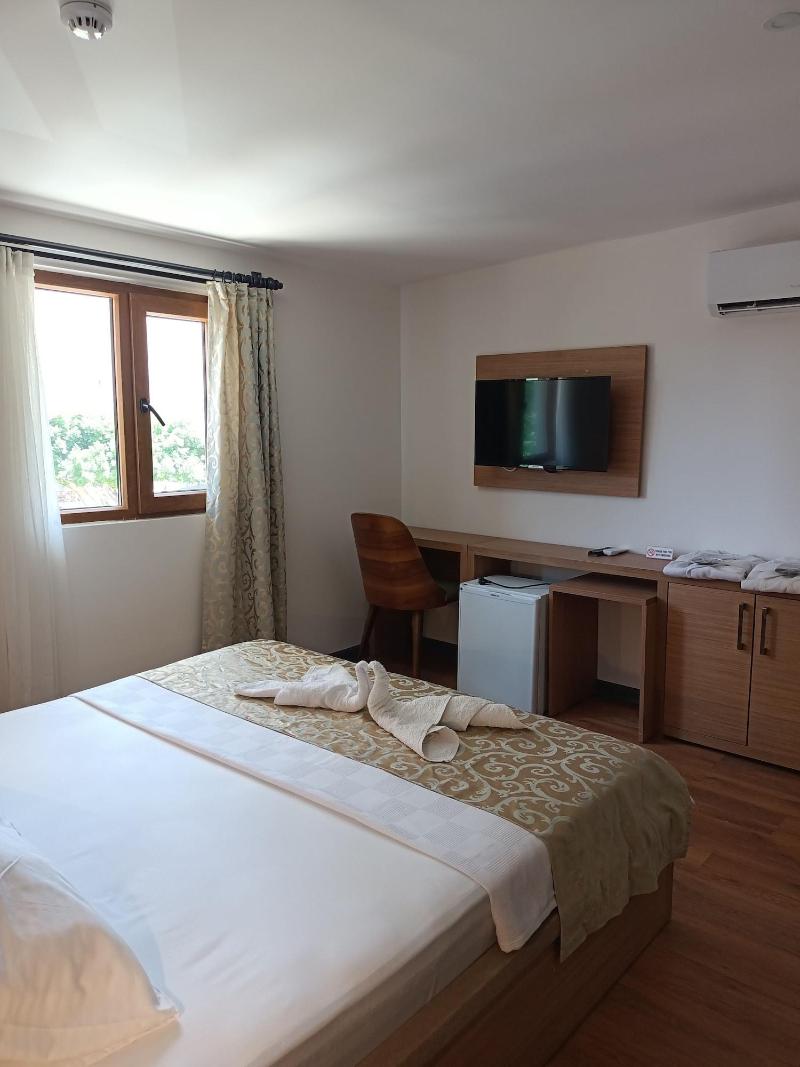 Turka Loca City Hotel image