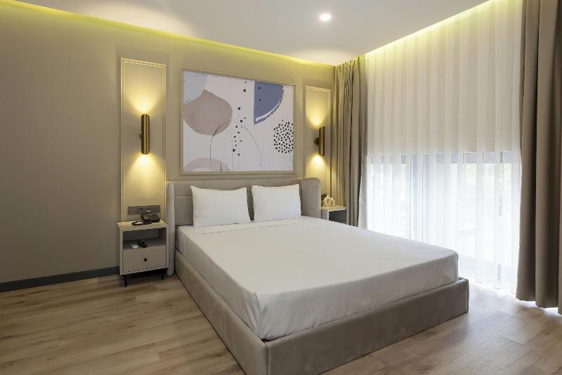 Turka Loca City Hotel image