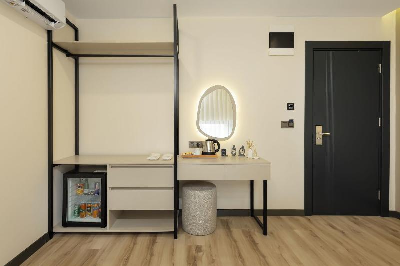 Turka Loca City Hotel image