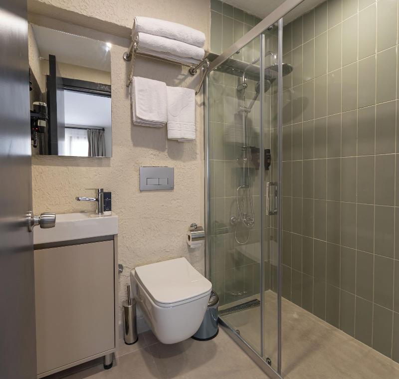 Turka Loca City Hotel image