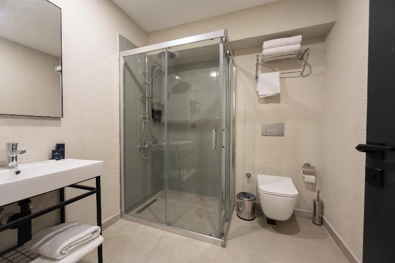 Turka Loca City Hotel image