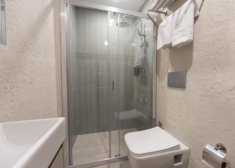 Turka Loca City Hotel image