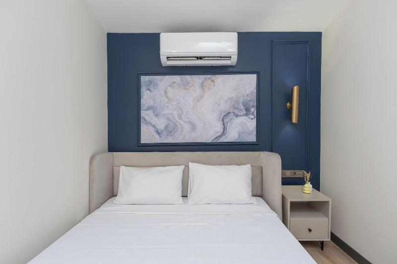 Turka Loca City Hotel image