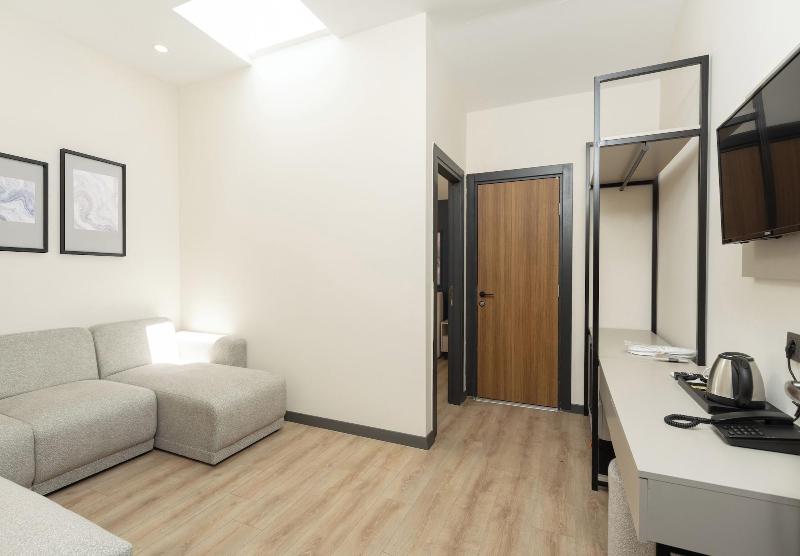 Turka Loca City Hotel image