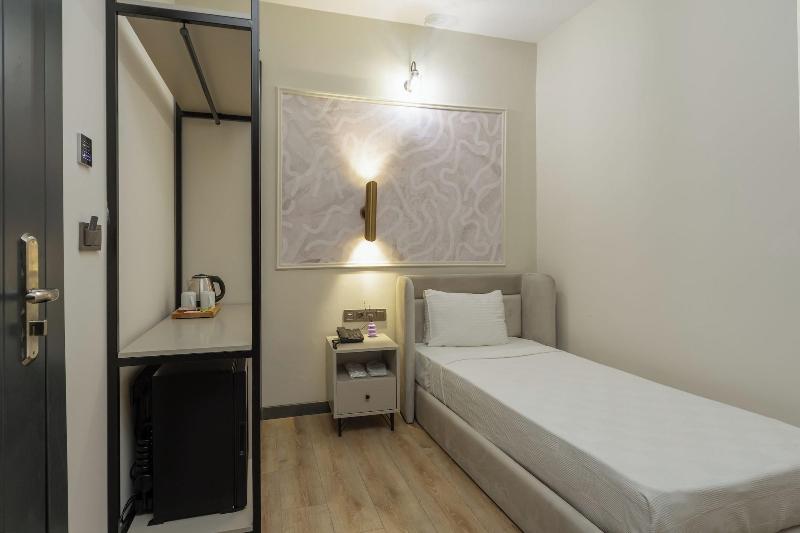 Turka Loca City Hotel image
