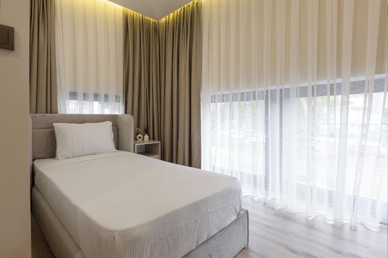 Turka Loca City Hotel image