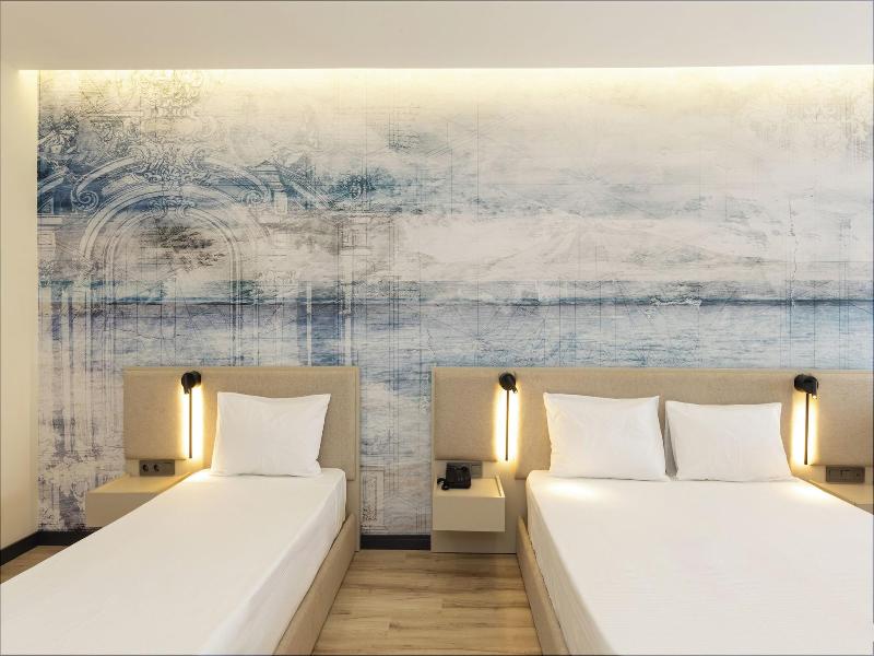 Turka Loca City Hotel image