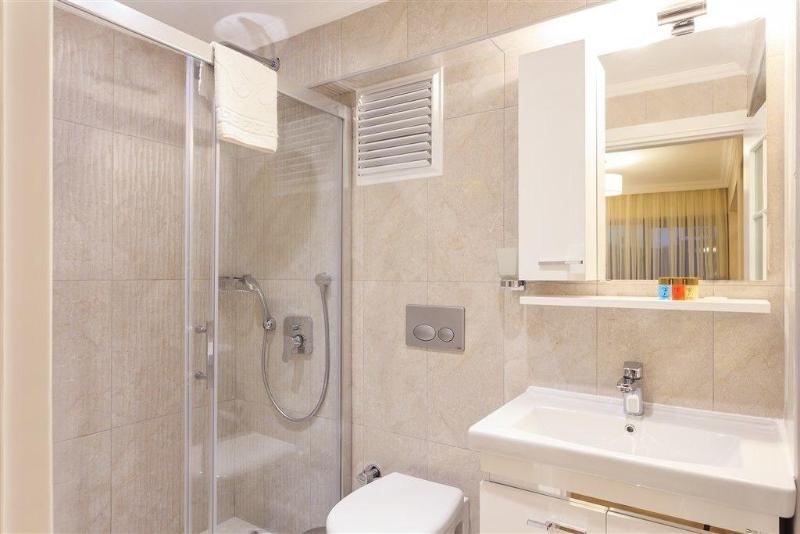 Nil Boutique Hotel image