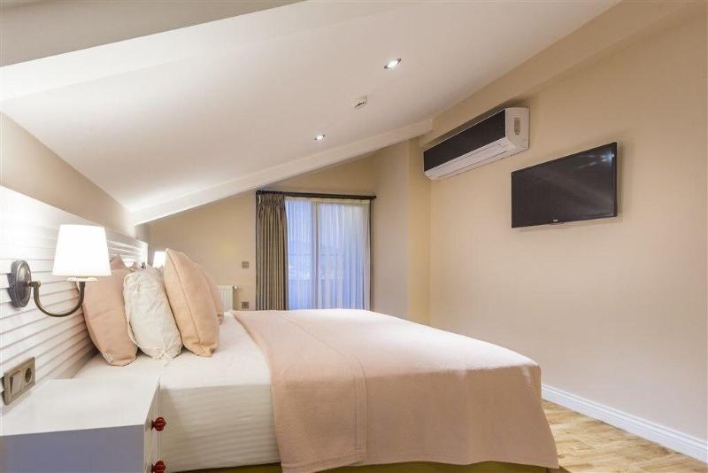 Nil Boutique Hotel image