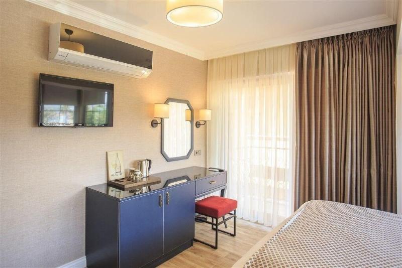 Nil Boutique Hotel image