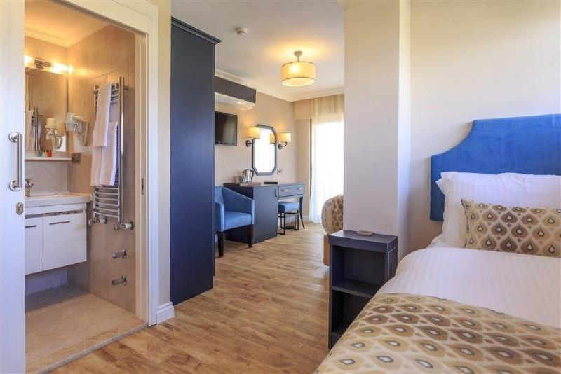 Nil Boutique Hotel image