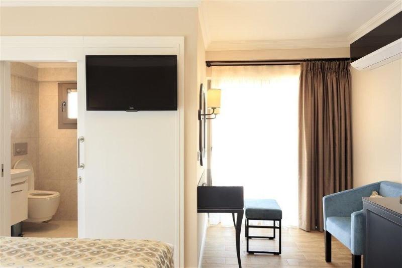 Nil Boutique Hotel image