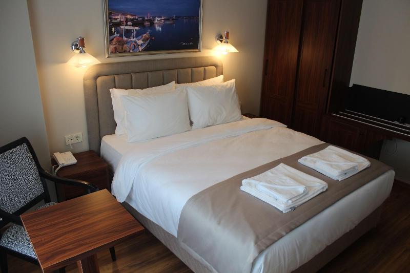 Armida City Hotel image