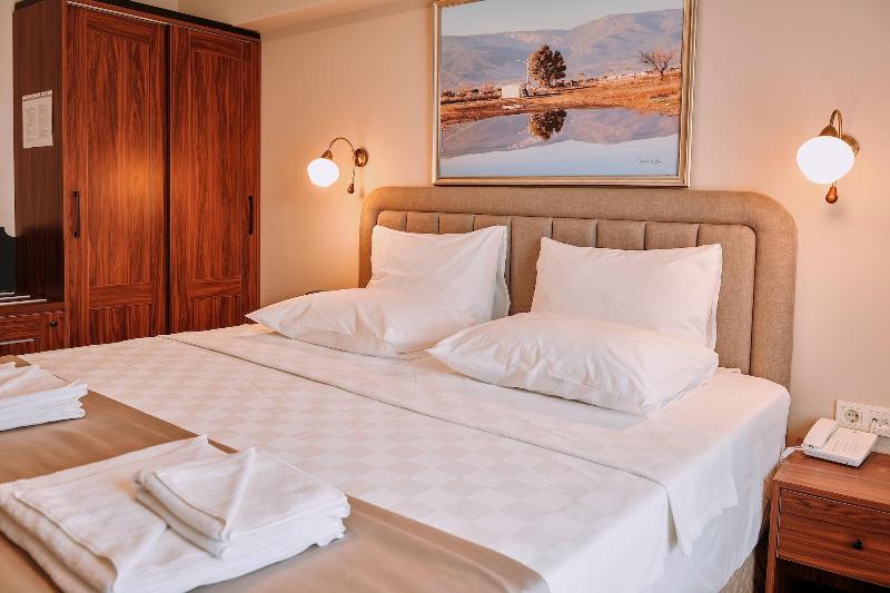 Armida City Hotel image