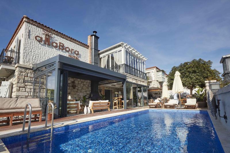 AlaBora Hotel - AlaÃ§atÄ± image