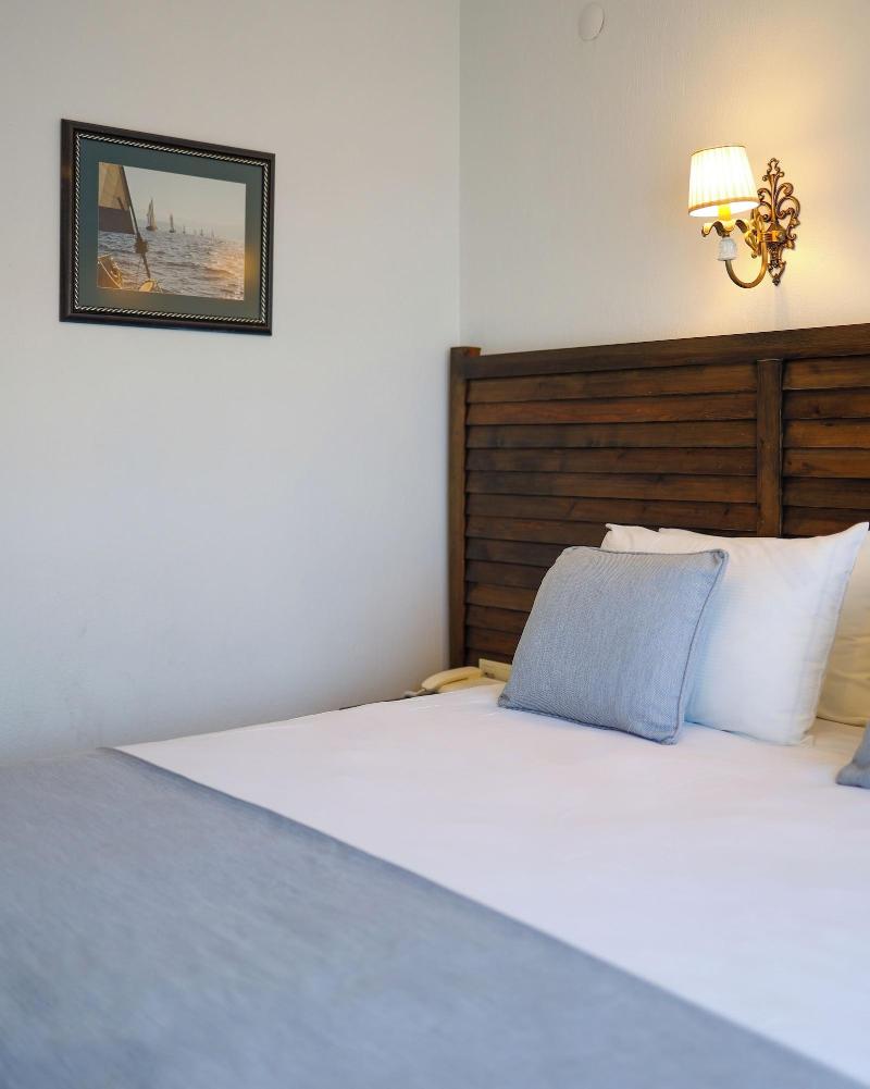 AlaBora Hotel - AlaÃ§atÄ± image