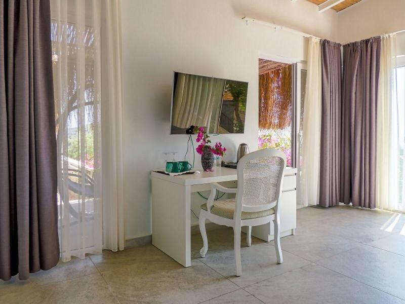 Oza Butik Hotel image