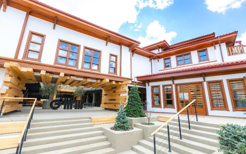 Omm Inn — exterior view