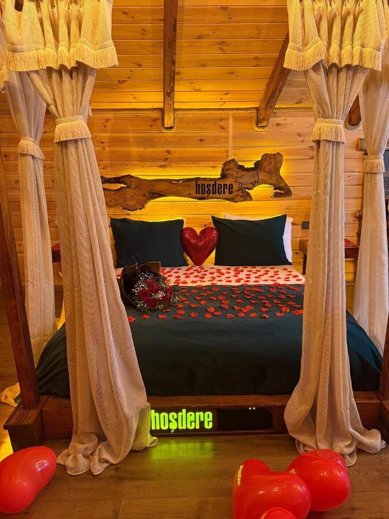 Hosdere Suit image