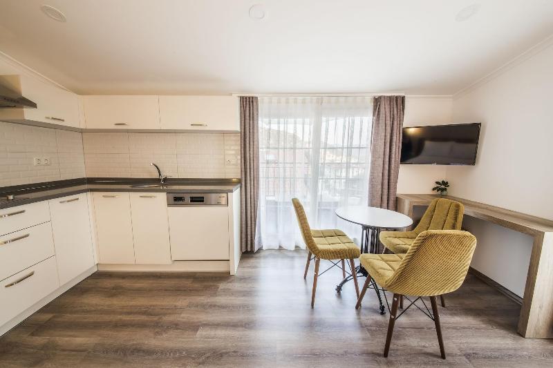 Dekatria Rooms&Aparts image