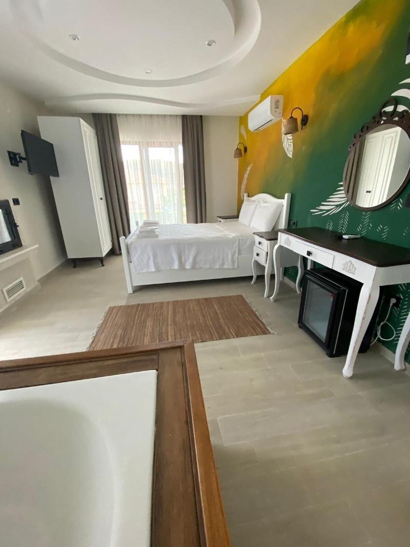 La Mira Suites Alacati image