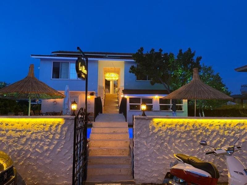 La Mira Suites Alacati image