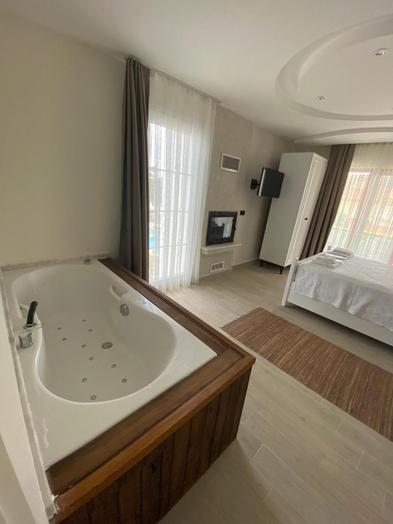 La Mira Suites Alacati image