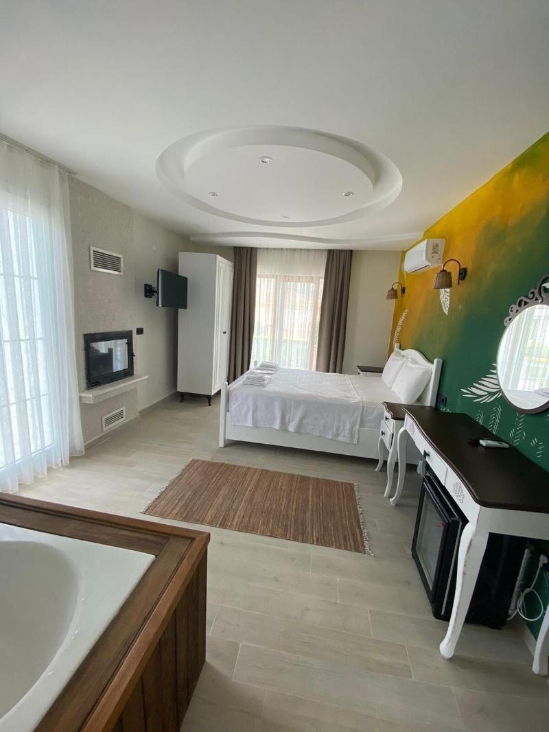 La Mira Suites Alacati image