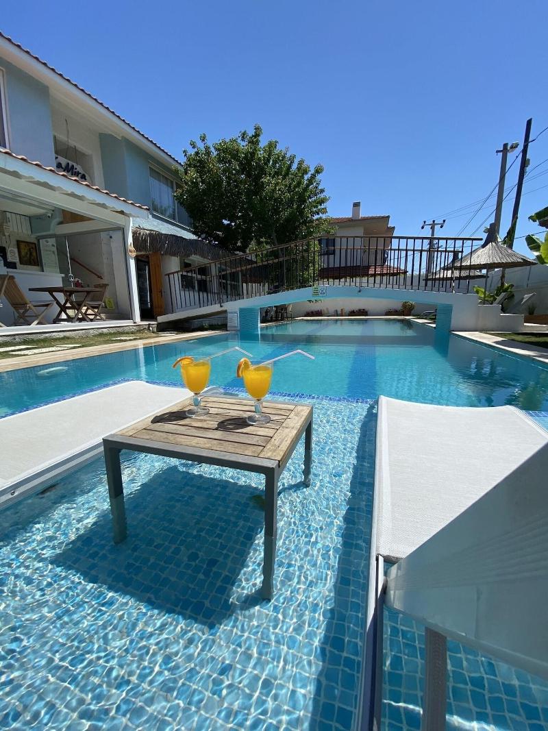La Mira Suites Alacati — general view