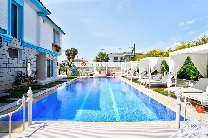 La Mira Suites Alacati image