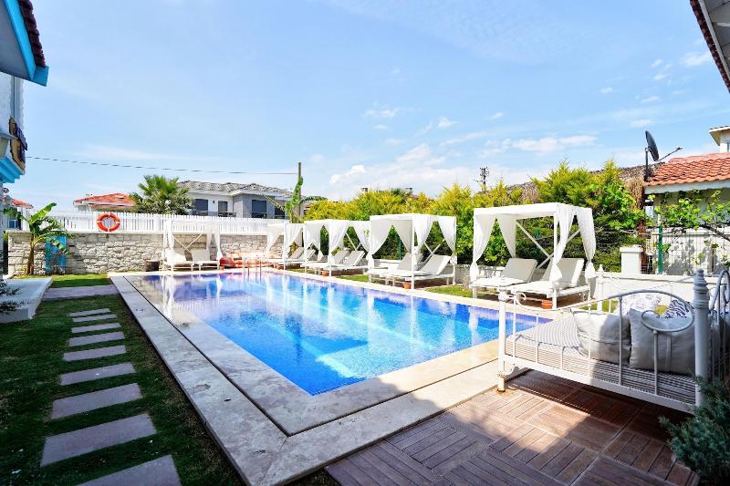La Mira Suites Alacati image