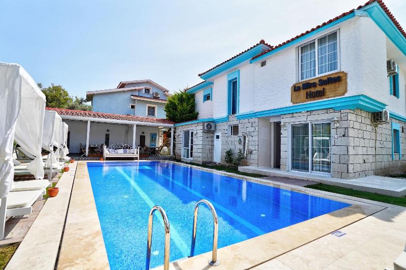 La Mira Suites Alacati image