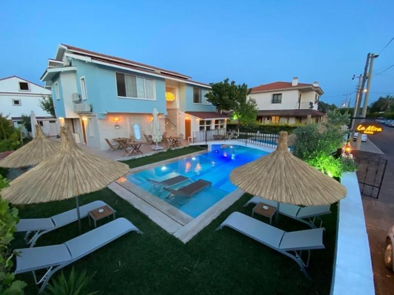 La Mira Suites Alacati image