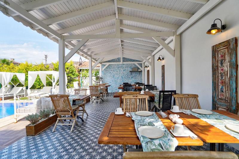 La Mira Suites Alacati image