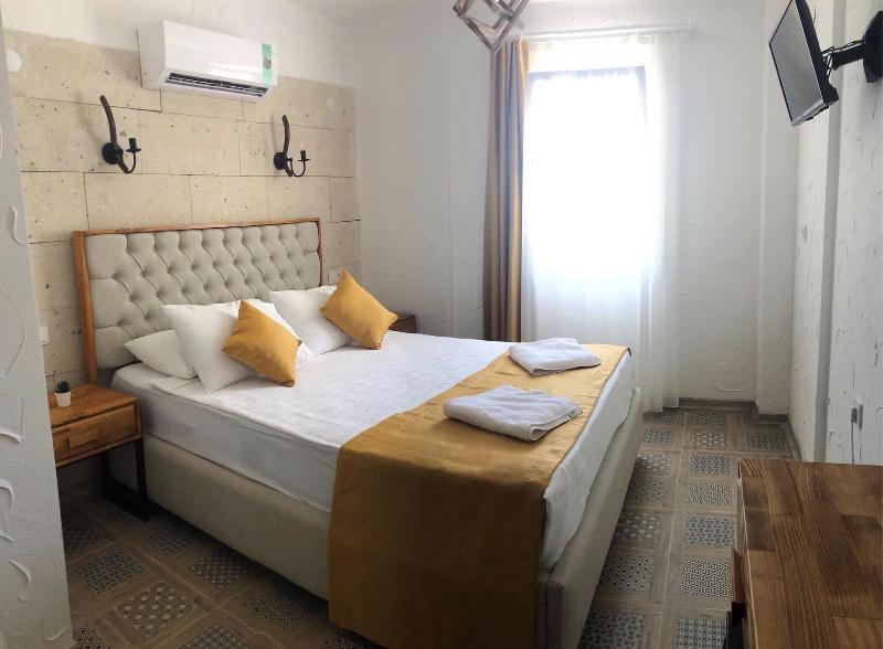 La Mira Suites Alacati image