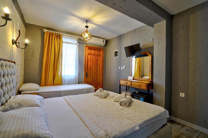 La Mira Suites Alacati image
