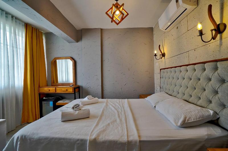 La Mira Suites Alacati image