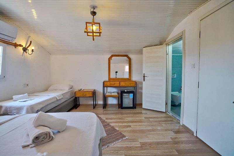 La Mira Suites Alacati image