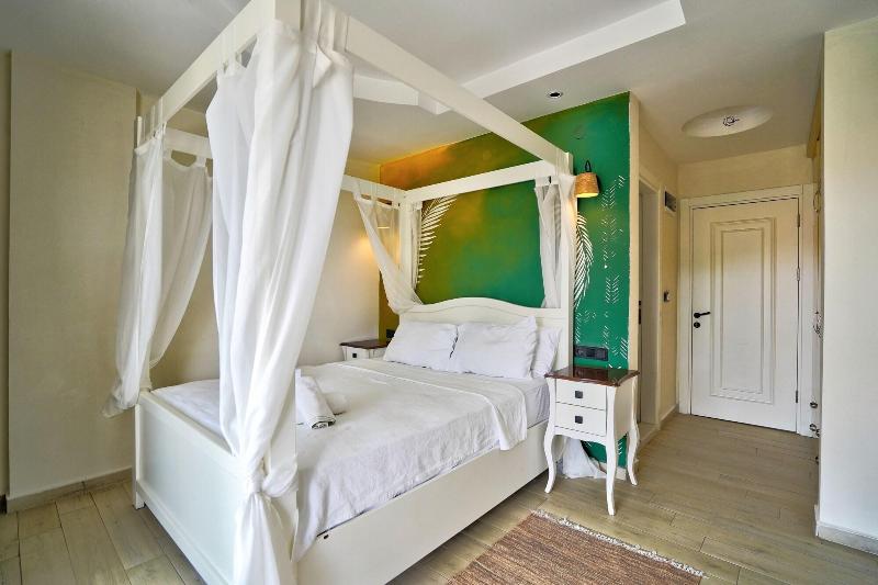 La Mira Suites Alacati image