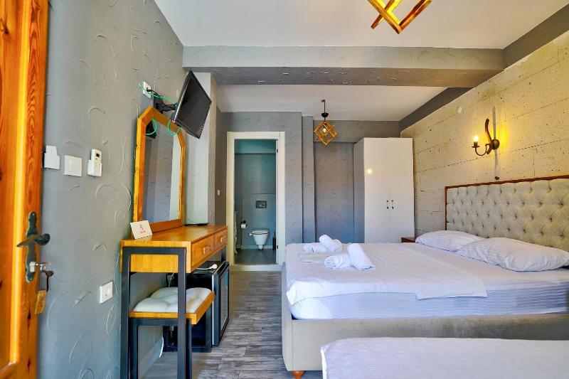 La Mira Suites Alacati image