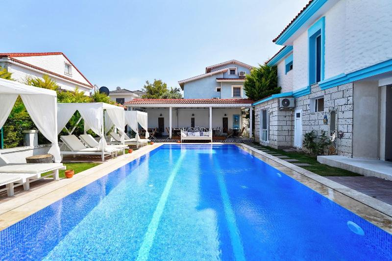 La Mira Suites Alacati image