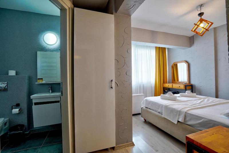 La Mira Suites Alacati image