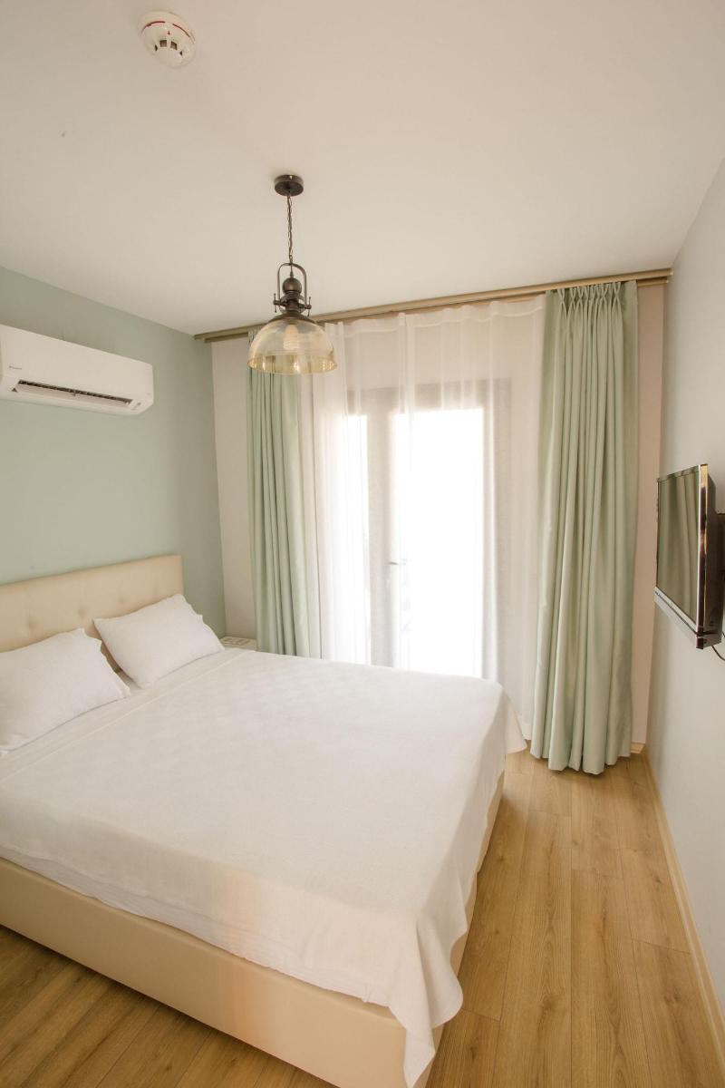 Pharos Boutique Hotel image