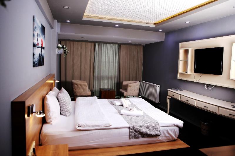 Lily Airport Otel image