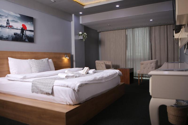 Lily Airport Otel image